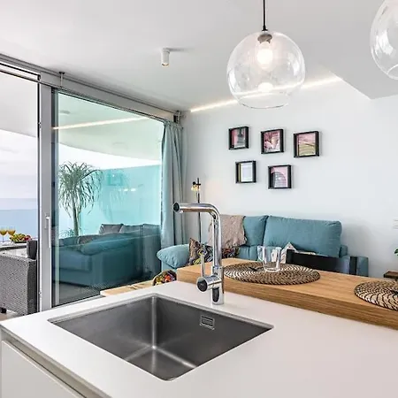 Beachfront Paradise With Spectacular Sea View Appartement Fuengirola