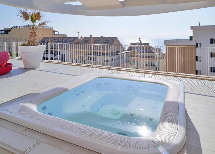 Beachfront Paradise With Spectacular Sea View Apartment