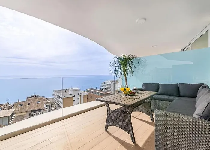 Beachfront Paradise With Spectacular Sea View 아파트 푸엔히롤라