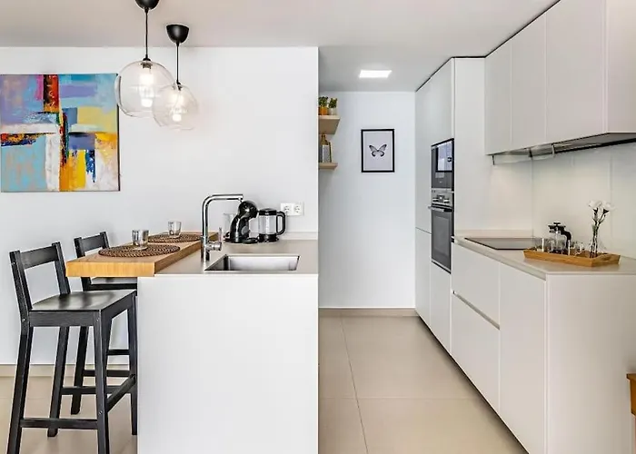 아파트 Beachfront Paradise With Spectacular Sea View